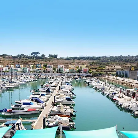 Lägenhet W Marina By Sunnyway *